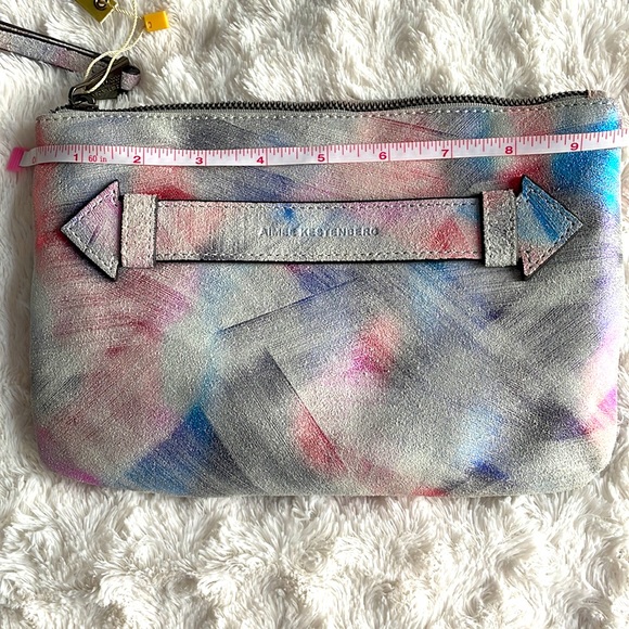 NWT Genuine Leather Aimee Kestenberg Wristlet - Picture 4 of 9